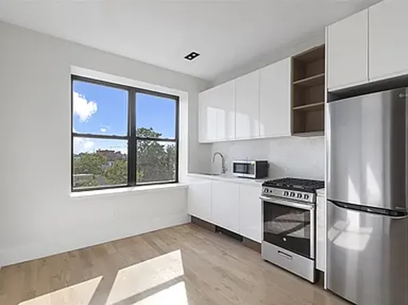 32 Magnolia Ave #101, Jersey City, NJ 07306