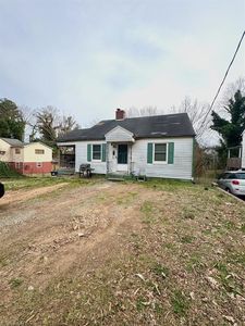 708 E 28th St, Winston Salem, NC, 27105