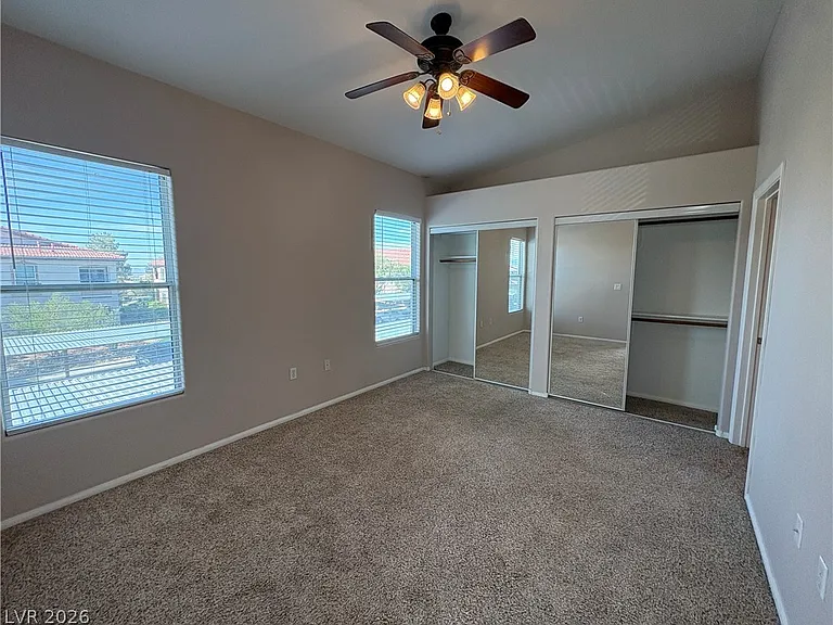 2305 W Horizon Ridge Pkwy #3923 — Photo 6
