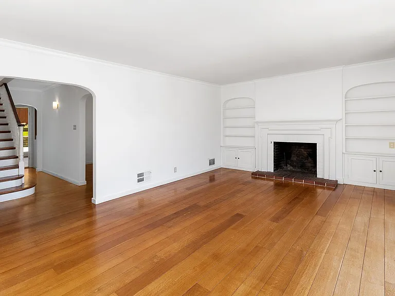 80 Castenada Ave — Photo 7