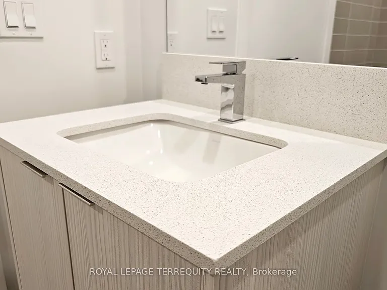 430 Square One Dr #4502 — Photo 23