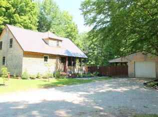 102 Hadfield Rd, Minot, ME 04258