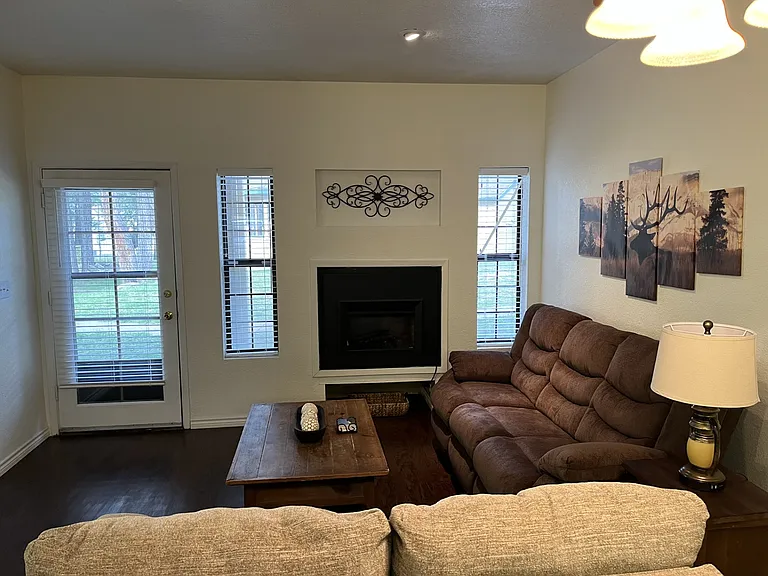 1230 Mechem Dr #20 — Photo 11