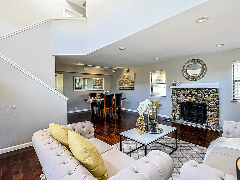 1207 Smith Ave — Photo 9