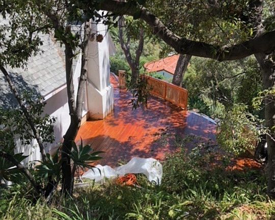 2nd image of 2332 Hollyridge Dr