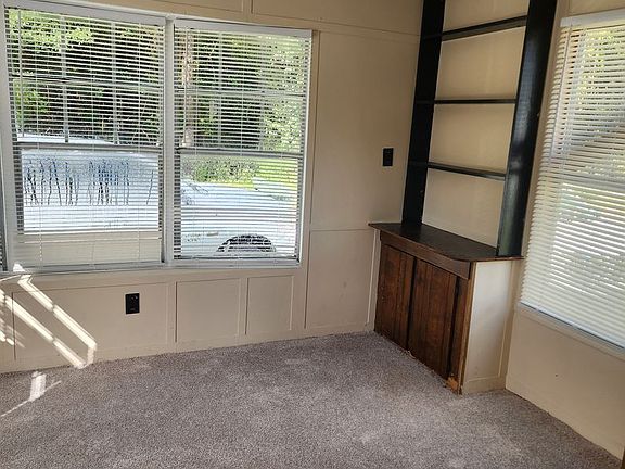 5th image of 944 Hollywood Dr Lot 15