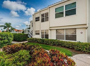6077 Bahia Del Mar Blvd APT 221, Saint Petersburg, FL 33715