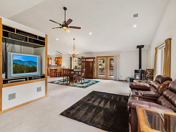 2nd image of 122 W Cline Drive