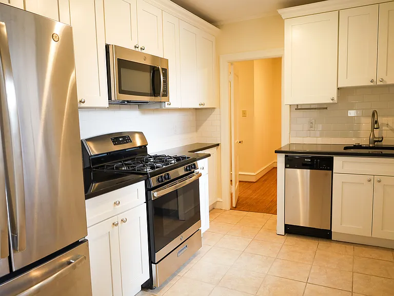 8001 Germantown Ave #36 — Photo 15