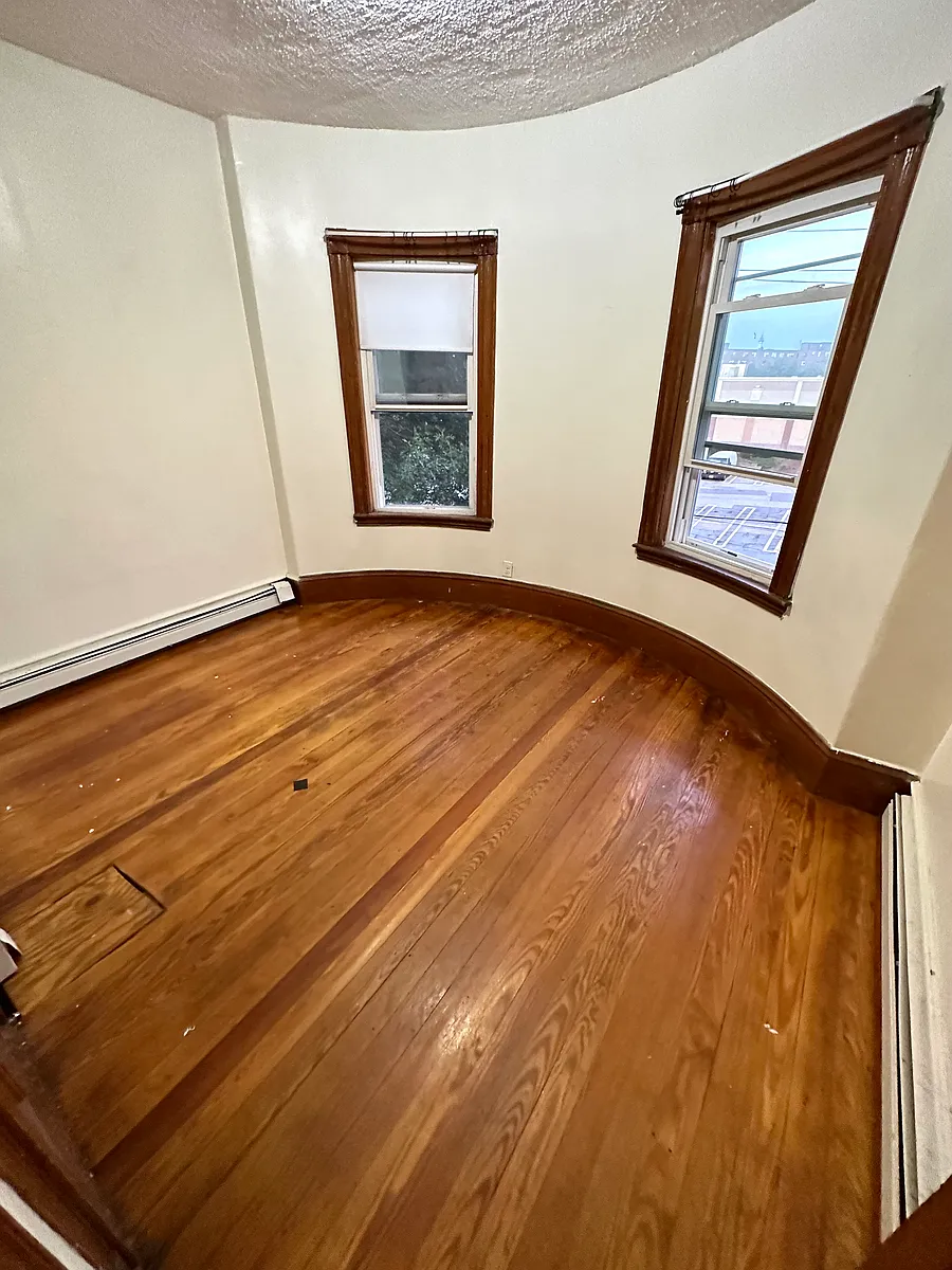 Building Photo - 57 Walden St #3