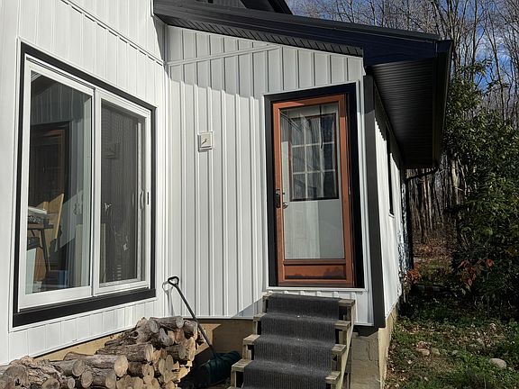 3rd image of 11711 Mayfield Rd