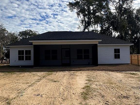 2nd image of 1072 Hudson Creek Dr