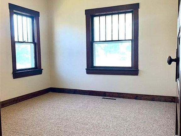 2nd image of 411 N St