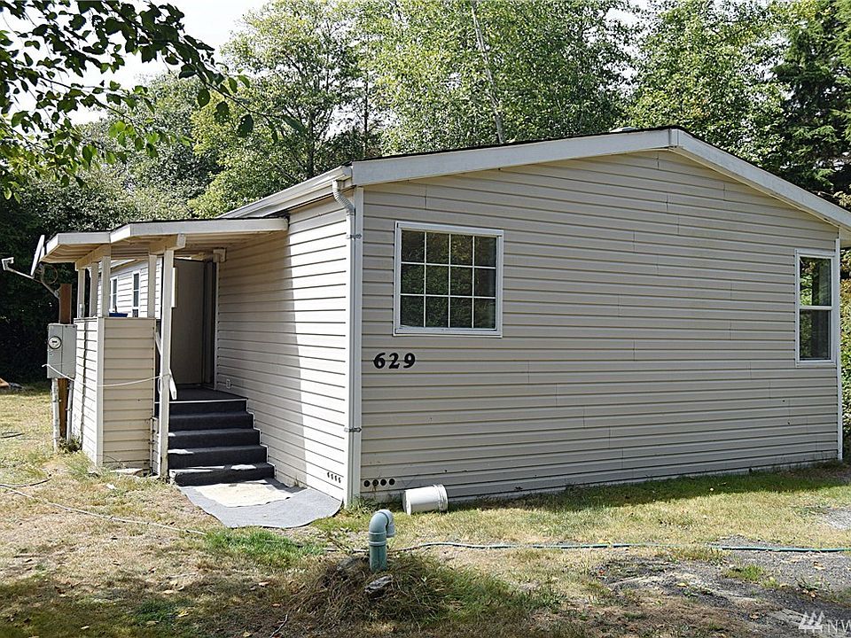 1st image of 629 Chenois Ave NE