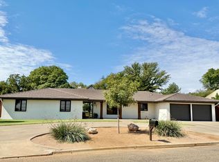 301 Kirchwood St, Plainview, TX 79072