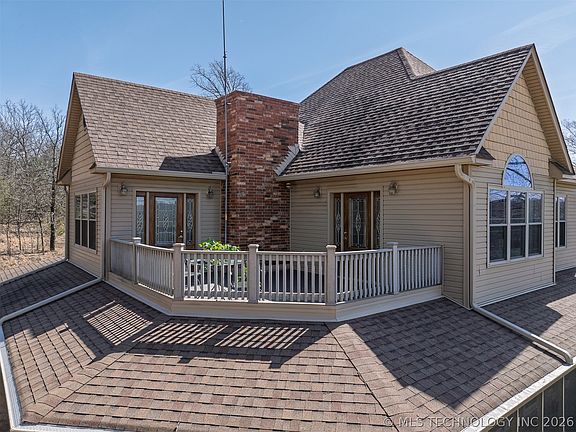 2nd image of 10287 N Sandridge Rd