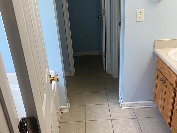 5th image of 4408 James Wade Dr