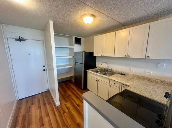 111 Kahului Beach Rd, Kahului, HI 96732