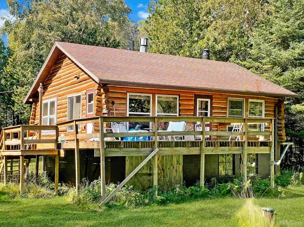 4136 New Wilsey Bay U.25 Rd, Rapid River, MI 49878