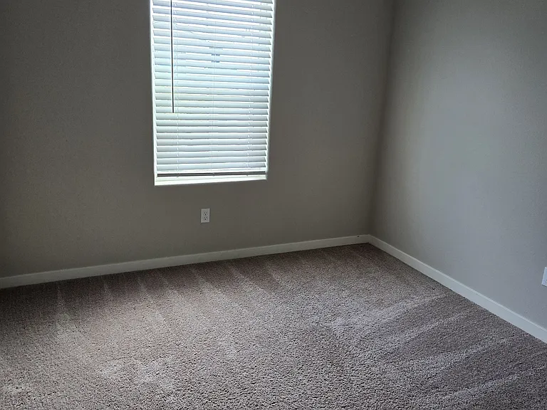 4066 Southampton St — Photo 8