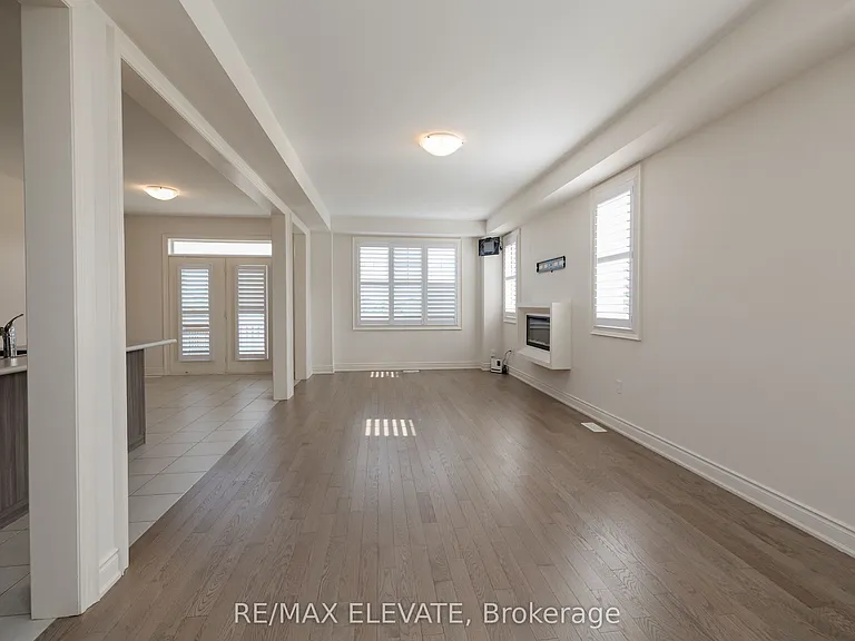255 McKean Dr N — Photo 8