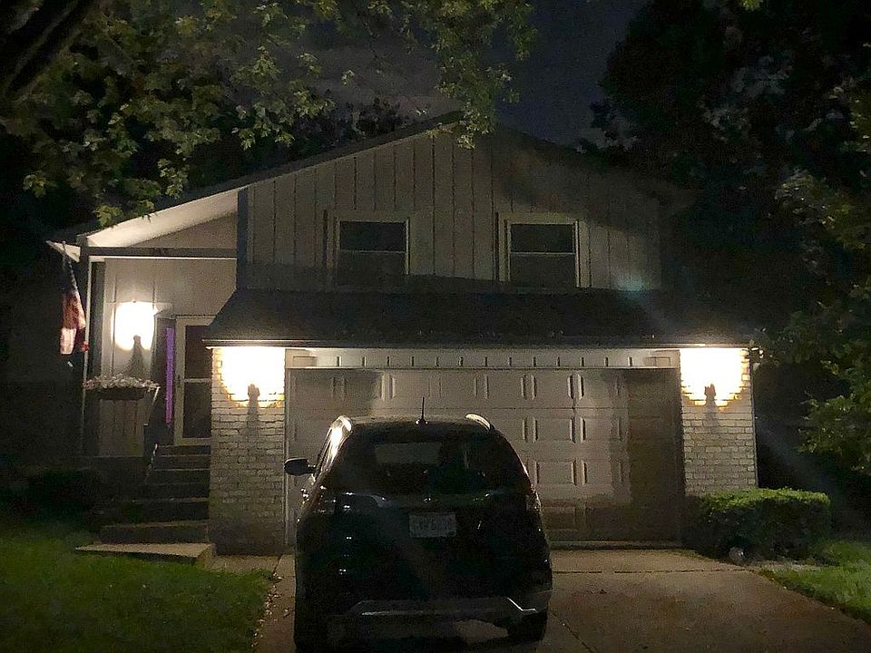 1st image of 983 Green Trails Ct