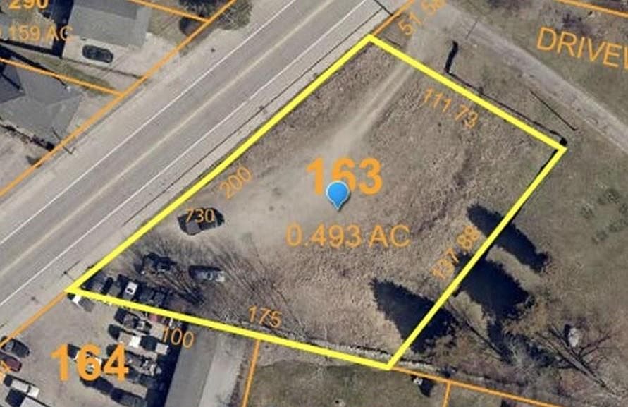 2nd image of 730 Main Rd