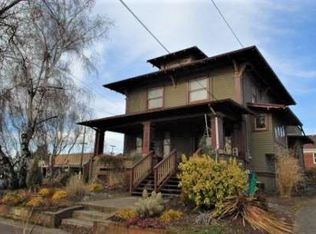 3905 SE Main St APT 2, Portland, OR 97214