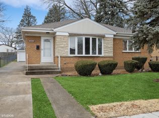 1604 Boeger Ave, Westchester, IL 60154