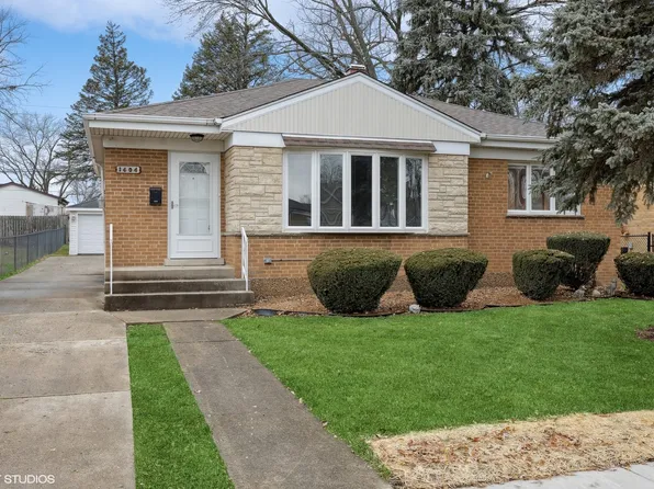 1604 Boeger Ave, Westchester, IL 60154