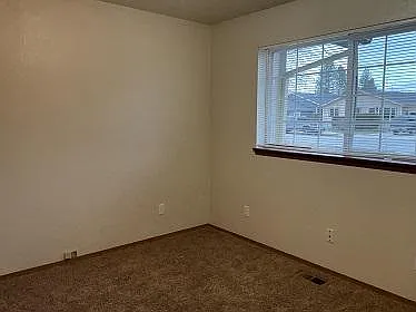 4160 E 2nd Ave #B — Photo 3