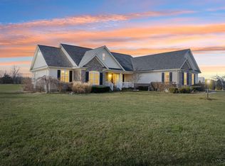 3283 Macedonia Rd, Bethel, OH 45106