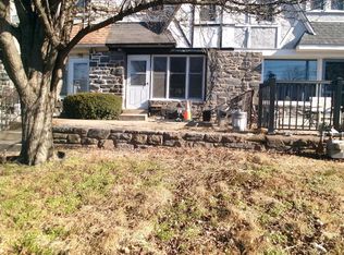 75 High St, Sharon Hill, PA 19079
