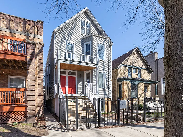1314 W Roscoe St #1 — Photo 15