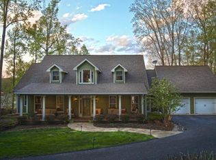 2257 Lakewood Forest Rd, Moneta, VA 24121