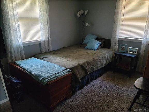 5th image of 4317 Crestwood Ave