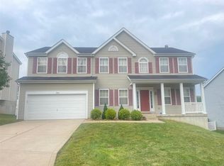 934 Molloy Dr, O'Fallon, MO 63366