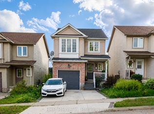 641 Royal Fern St, Waterloo, ON N2V2P6