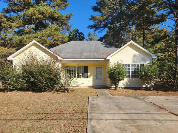 1266 Georgia Ave SE, Dawson, GA 39842