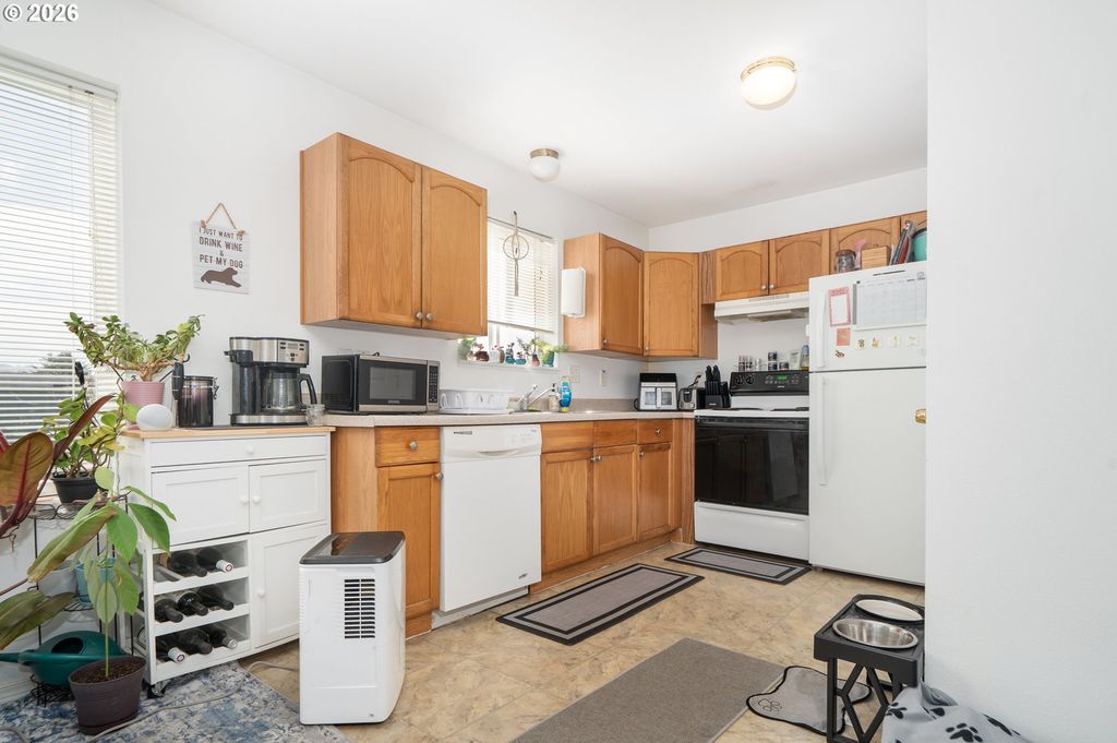 35390 Brooten Rd, Pacific City, OR - View 5