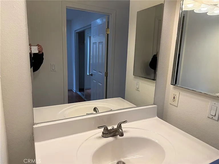 1509 Stanley Ave #108 — Photo 8