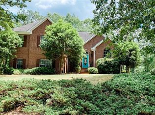 21231 Lake View Dr, Mc Calla, AL 35111