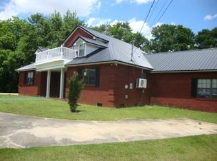 801 Early Walden Rd, Headland, AL 36345