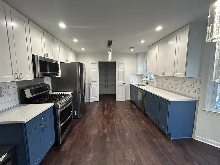 6970 Heard Rd — Photo 21