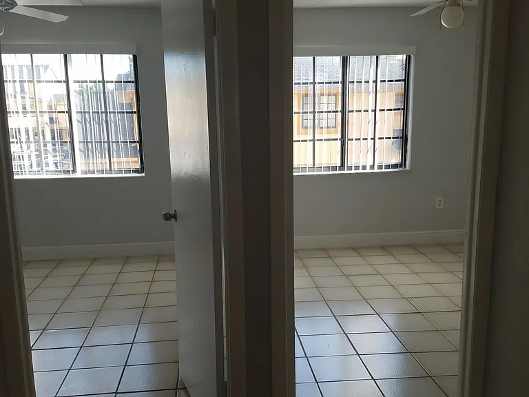 1501 SW 122nd Ave — Photo 9