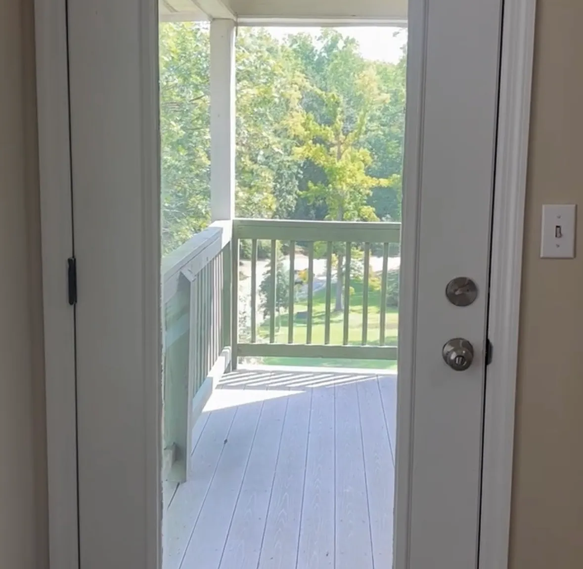 3 bed, 1400 sqft, $1,550 — Photo 3