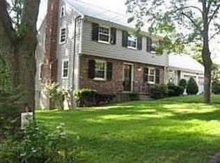 14 W Side Rd, Milton, MA 02186