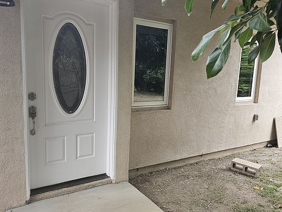 5th image of 2615 Louise Ave #B
