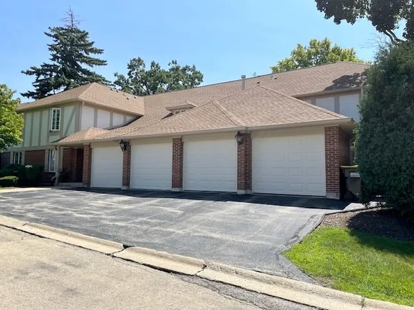 5814 Wolf Rd #B1, Western Springs, IL 60558
