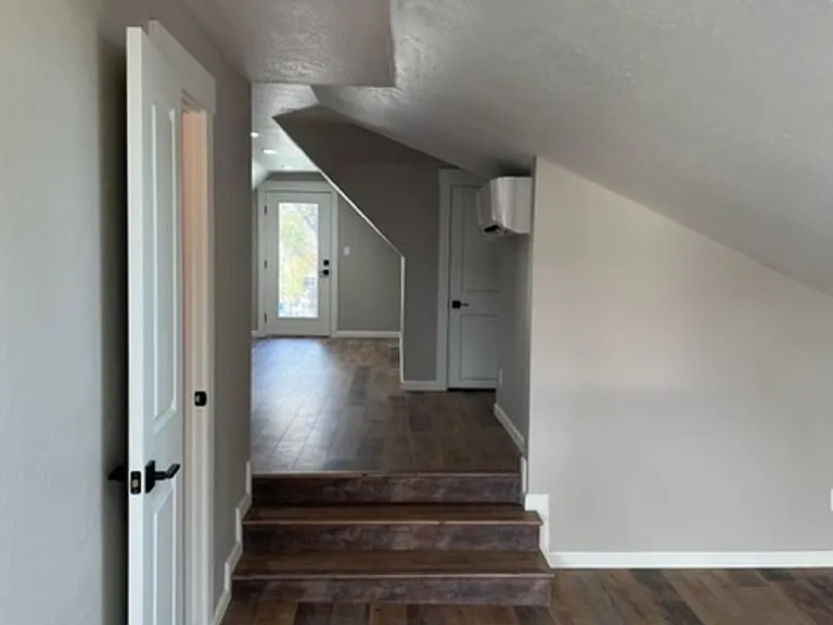 410 N 5th St #A — Photo 5